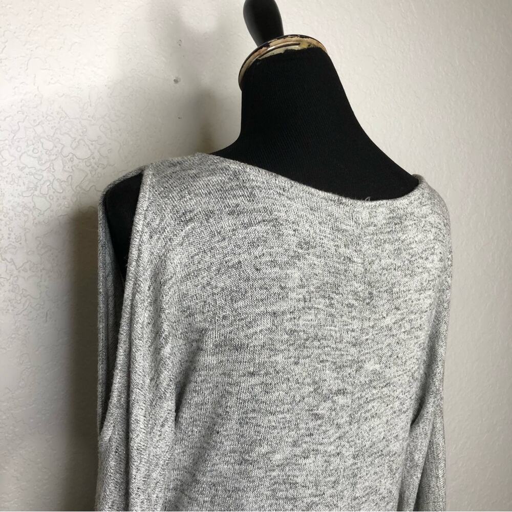 WHBM light gray cowl neck cold shoulder lightweight knit top size Extra Small XS - Picture 7 of 14
